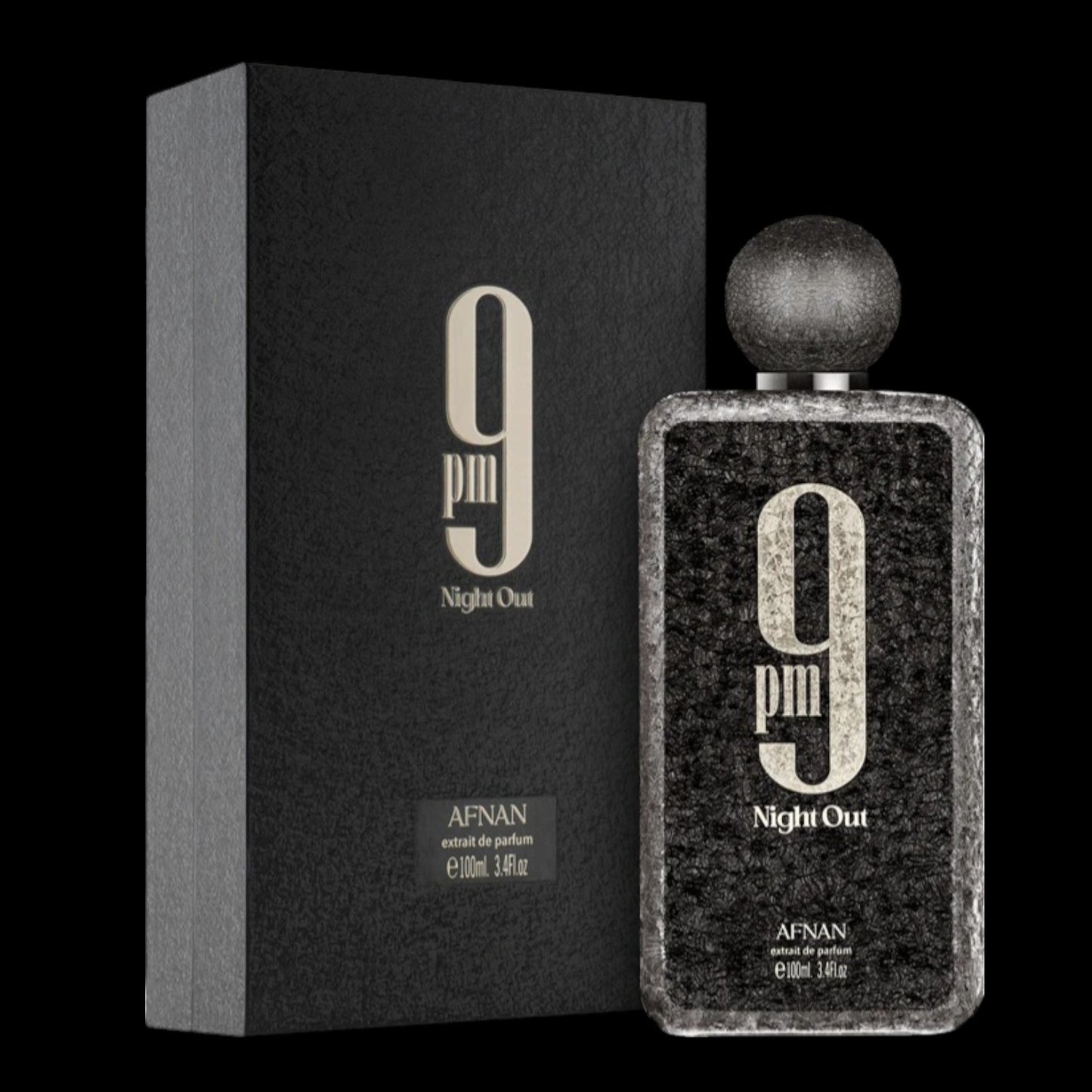 Frasco de perfume 9PM Night Out de Afnan, botella negra elegante con tipografía plateada. Fragancia masculina original disponible en Costa Rica en formato completo y decants.